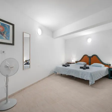 Daire Flores 1g Costa Adeje